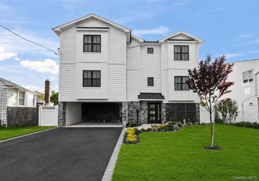 Welcome to 3 Pleasantview Drive, a turn-key coastal masterpiece - Beach Home for sale in Bayville, New York on Beachhouse.com