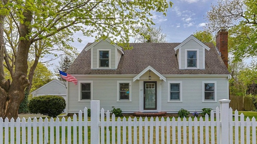 CENTER SEA HOUSE- Offers a relaxed coastal lifestyle.  This - Beach Home for sale in Dennis Port, Massachusetts on Beachhouse.com