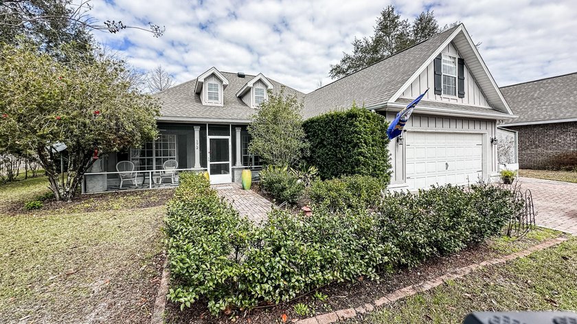 OWNED BY A CONTRACTOR WHO ADDED MANY UPGRADES. SINGLE LEVEL - Beach Home for sale in Santa Rosa Beach, Florida on Beachhouse.com