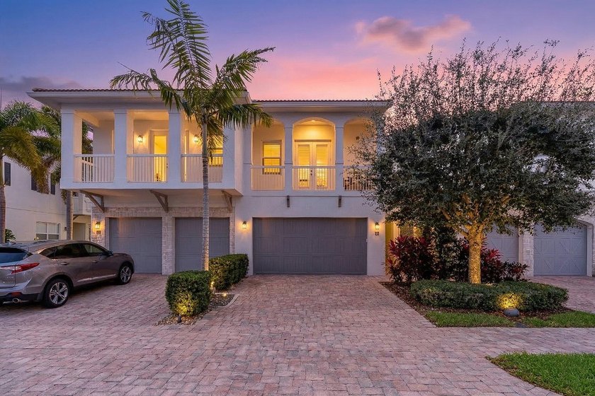 ABSOLUTELY GORGEOUS 2 STORY TOWNHOUSE | PRESTIGIOUS VALLETTA | - Beach Townhome/Townhouse for sale in Boca Raton, Florida on Beachhouse.com