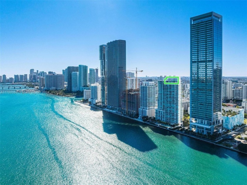 Welcome to this one-of-a-kind PENTHOUSE residence located in the - Beach Condo for sale in Miami, Florida on Beachhouse.com