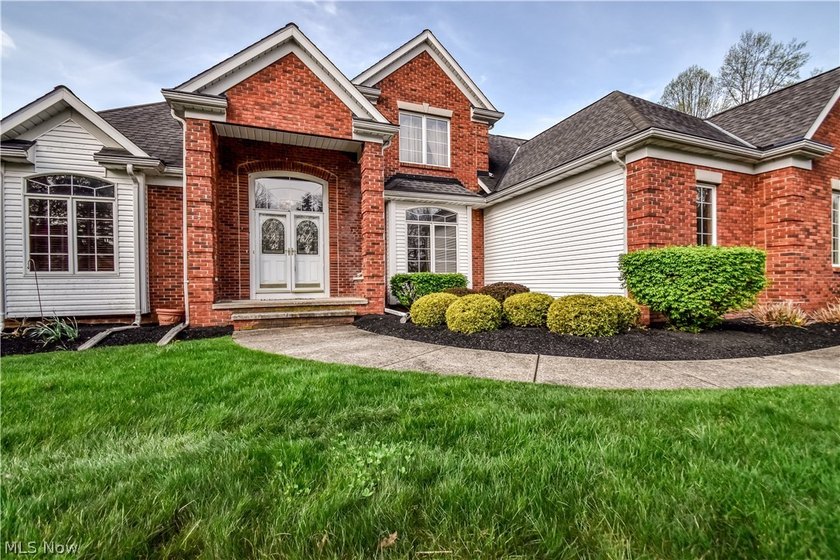 Check out this custom-built home... it has it all! Walk into the - Beach Home for sale in Perry, Ohio on Beachhouse.com