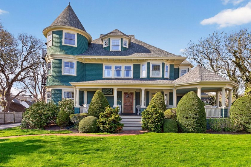 Own a legendary piece of history. The Augustus Snow House is a - Beach Condo for sale in Harwich Port, Massachusetts on Beachhouse.com