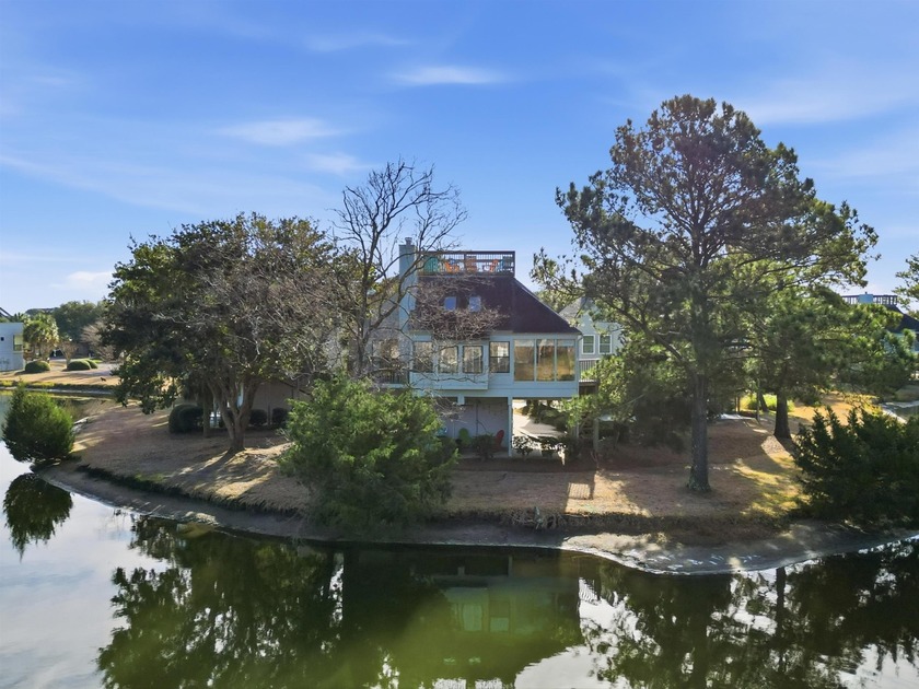 Welcome to 32 Spot Tail Lane, this beautifully maintained - Beach Home for sale in Pawleys Island, South Carolina on Beachhouse.com