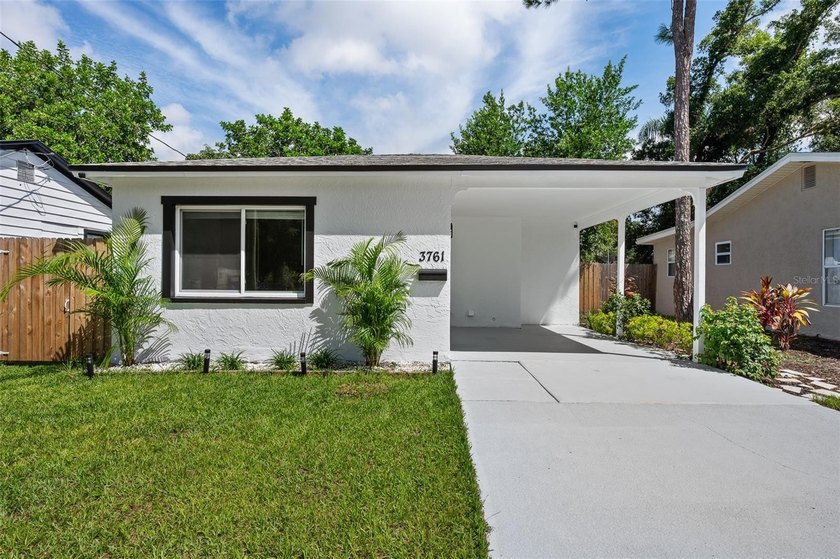 TURN KEY, FULLY FURNISHED,IMPACT WINDOWS & DOORS, & 15 FT ABOVE - Beach Home for sale in St. Petersburg, Florida on Beachhouse.com