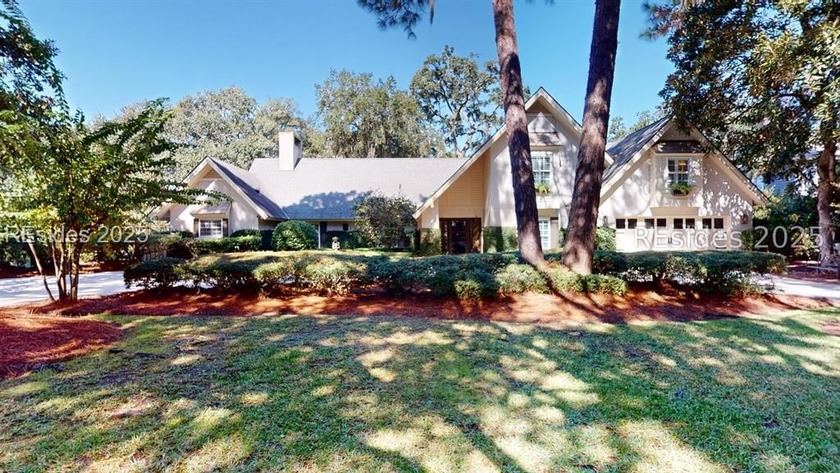 Refined Coastal Elegance in Port Royal Plantation Nestled within - Beach Home for sale in Hilton Head Island, South Carolina on Beachhouse.com