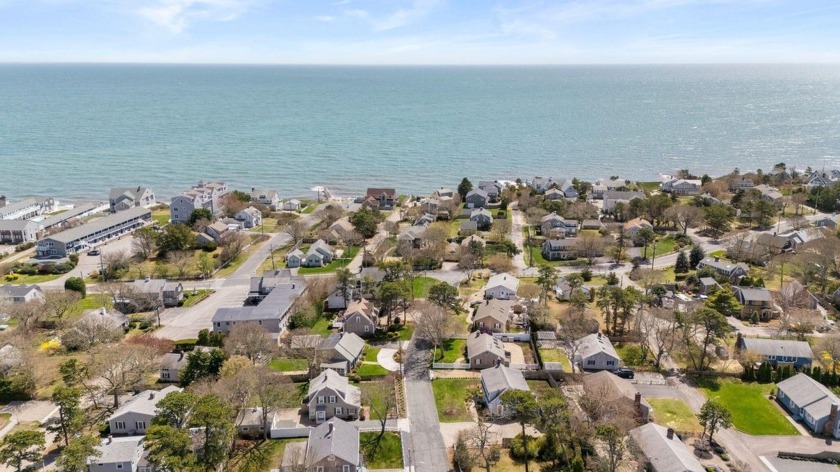 Opportunity knocks to own this charming 5-bedroom Cape in sought - Beach Home for sale in Dennis Port, Massachusetts on Beachhouse.com