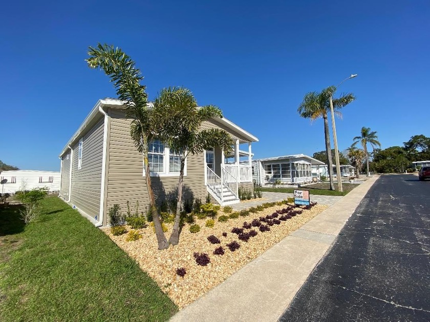 PRICE REDUCED... Gorgeous New Home! Located in a resort style - Beach Home for sale in Tarpon Springs, Florida on Beachhouse.com