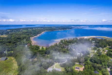 Relax, Rejuvenate, and Entertain at your bright & spacious - Beach Home for sale in Harpswell, Maine on Beachhouse.com