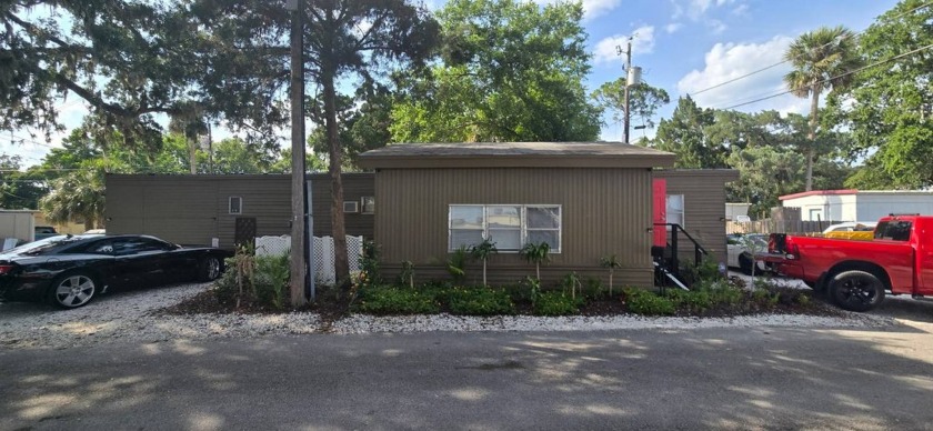 Motivated Seller - Bring Your Offer!    Welcome to this - Beach Home for sale in Daytona Beach, Florida on Beachhouse.com