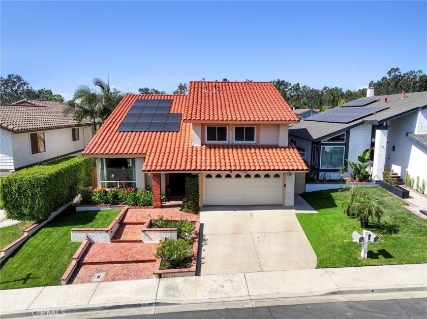 Nestled in the tranquil enclave of Lake Forest, Orange County - Beach Home for sale in Lake Forest, California on Beachhouse.com