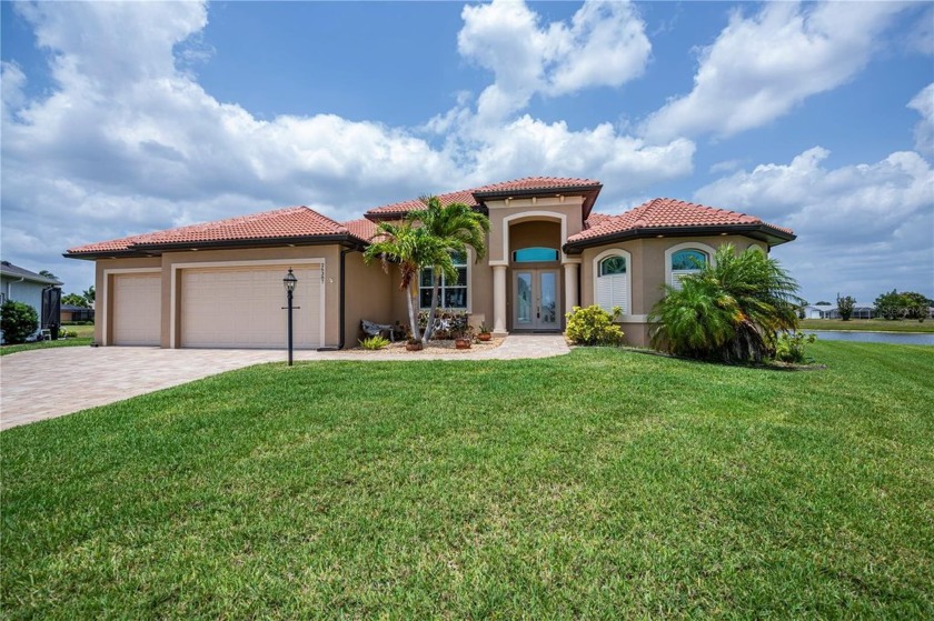 LAKEFRONT BEAUTY, this majestic CUSTOM 2019 DM Dean built 3 - Beach Home for sale in Punta Gorda, Florida on Beachhouse.com