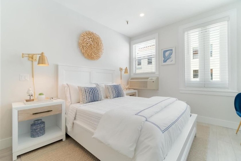 Welcome to the iconic Palm Beach Hotel, where timeless charm - Beach Condo for sale in Palm Beach, Florida on Beachhouse.com