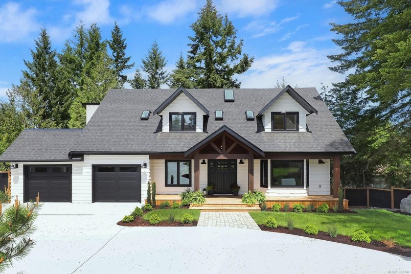 Discover 177 Sunningdale Rd--a one of a kind property seamlessly - Beach Home for sale in Qualicum Beach,  on Beachhouse.com