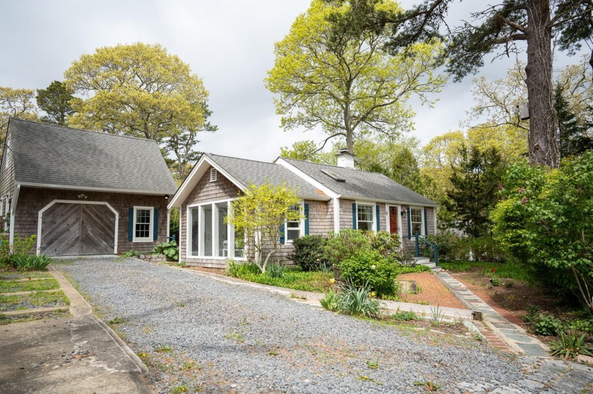 Mid mod vibes with a Cape Cod flair--what's not to love? This - Beach Home for sale in Dennis, Massachusetts on Beachhouse.com