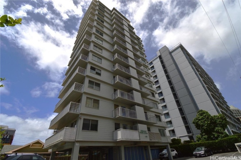 Seller offering $10,000 credit to  buyer upon successful - Beach Condo for sale in Honolulu, Hawaii on Beachhouse.com