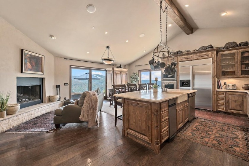 Discover 15 acres of Heaven on top of Montevina Road in the Los - Beach Home for sale in Los Gatos, California on Beachhouse.com