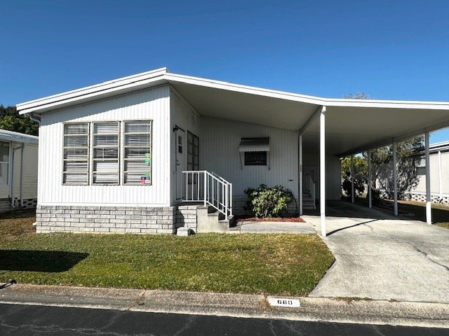 Move in ready! Just bring your toothbrush and clothes. Low - Beach Home for sale in St. Petersburg, Florida on Beachhouse.com