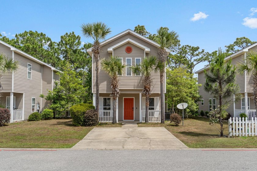 Discover the perfect blend of coastal charm, comfort, and - Beach Home for sale in Santa Rosa Beach, Florida on Beachhouse.com