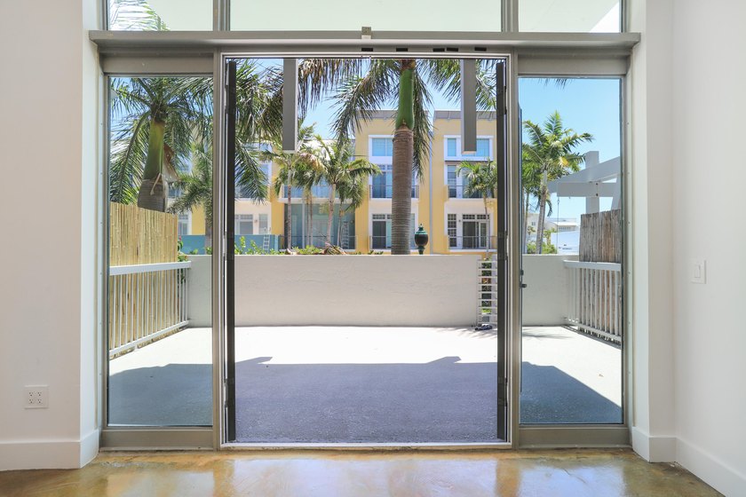 Delray Beach Downtown living! Located just 1.5 blocks from - Beach Condo for sale in Delray Beach, Florida on Beachhouse.com