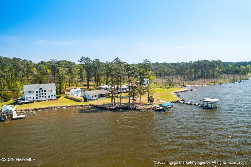 Price Improvement and seller offering an additional $5,000 to - Beach Home for sale in Belhaven, North Carolina on Beachhouse.com