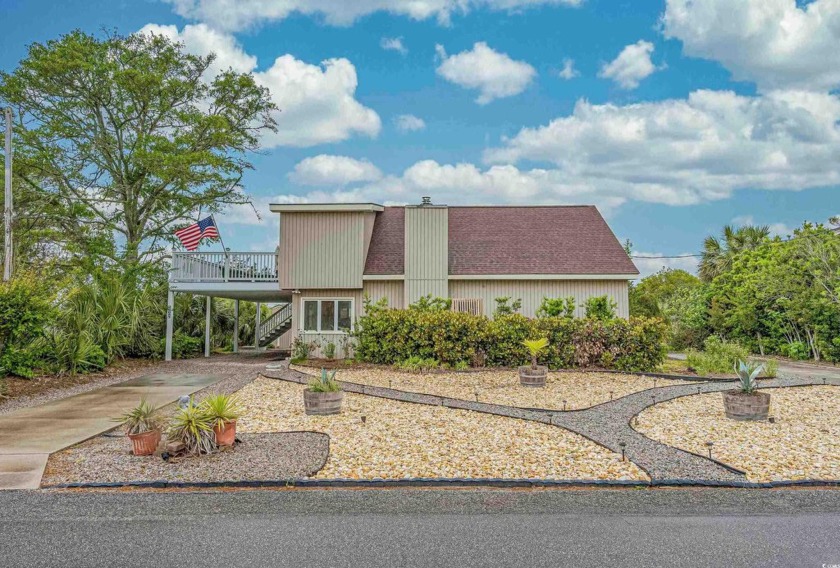 This 3-bedroom, 2-bathroom home is the epitome of relaxation - Beach Home for sale in North Myrtle Beach, South Carolina on Beachhouse.com