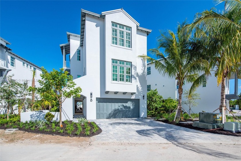 SeaGlass Cove is an exclusive gated community nestled in the - Beach Home for sale in Marathon, Florida on Beachhouse.com