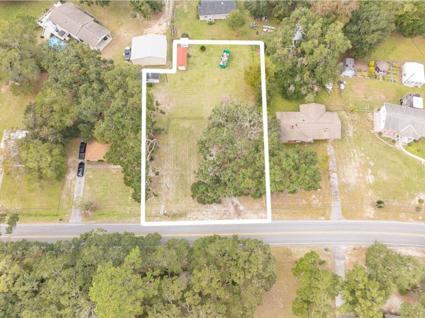 Welcome to Board River Drive, an attractive two lots land - Beach Lot for sale in Beaufort, South Carolina on Beachhouse.com