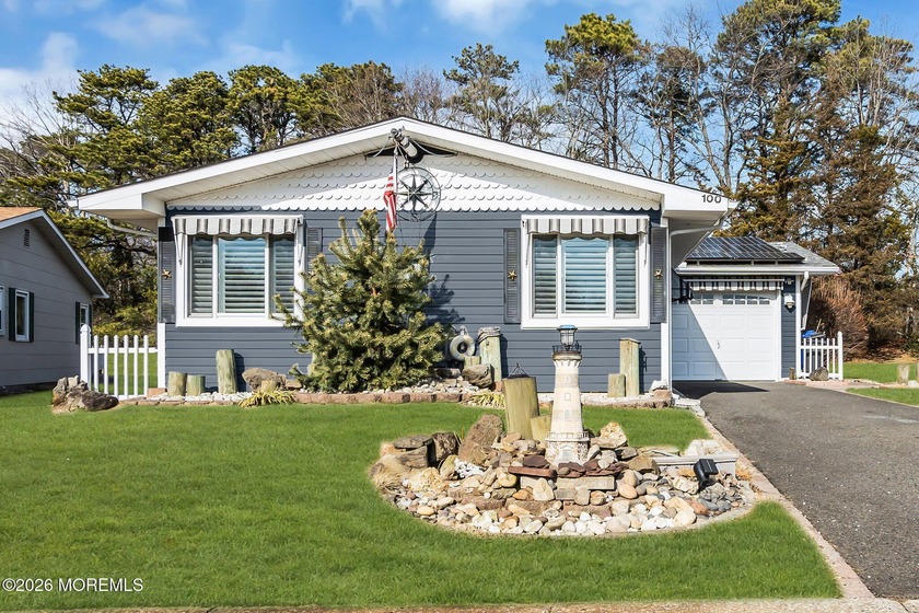 Classic coastal home with huge sunroom in sought after - Beach Home for sale in Brick, New Jersey on Beachhouse.com