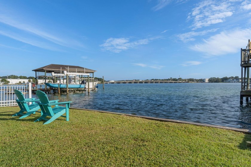 Truly have it all with this incredible property! It's easy to - Beach Home for sale in Fort Walton Beach, Florida on Beachhouse.com