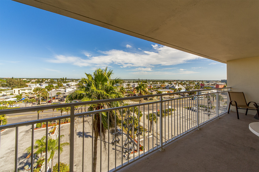 Top Floor John's Pass Village Views - Madeira Norte - Beach Vacation Rentals in Madeira Beach, Florida on Beachhouse.com