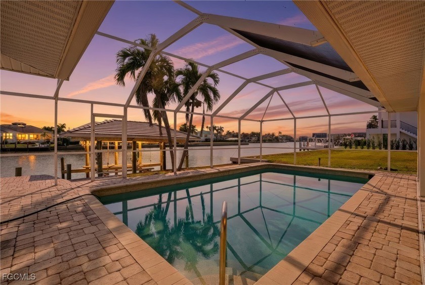 An exceptional waterfront opportunity on an 80-foot-wide lot - Beach Home for sale in Naples, Florida on Beachhouse.com