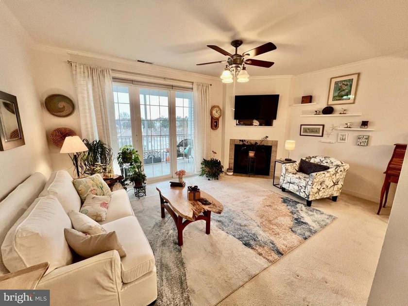 Just Listed, a beautiful 2-bedroom, 2-bathroom condo with - Beach Condo for sale in Ocean View, Delaware on Beachhouse.com
