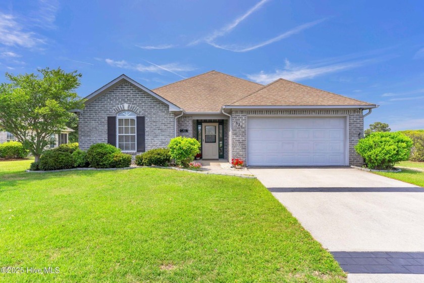 Welcome to your dream home in the sought-after golfing community - Beach Home for sale in Hampstead, North Carolina on Beachhouse.com