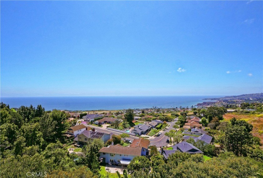 Fabulous Ocean views from this very special home located on a - Beach Home for sale in Rancho Palos Verdes, California on Beachhouse.com