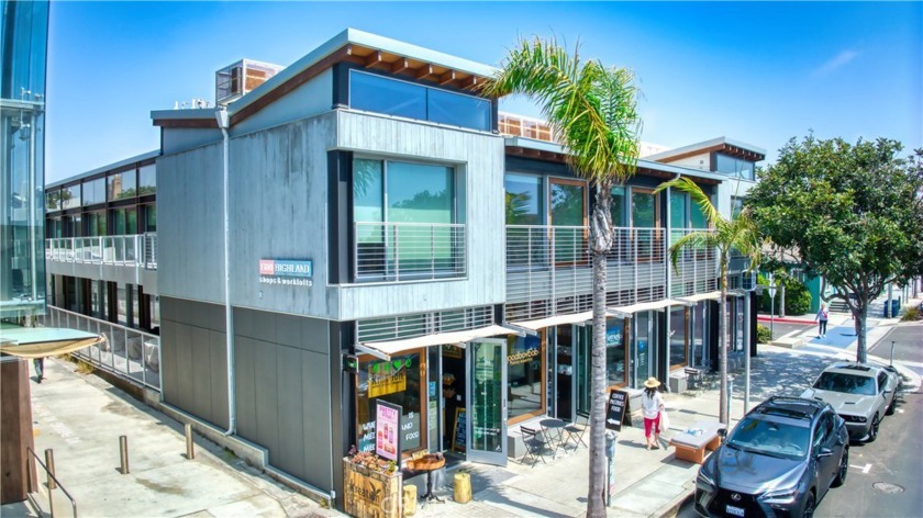 SUPER PRIME West facing 2nd floor office unit in The 1300 - Beach Commercial for sale in Manhattan Beach, California on Beachhouse.com