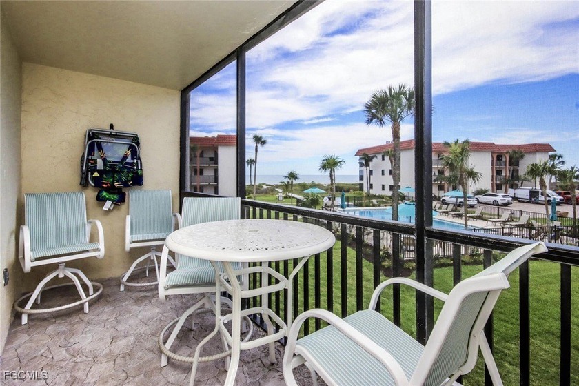 Welcome to your Island Oasis! All you need is your toothbrush - Beach Condo for sale in Sanibel, Florida on Beachhouse.com