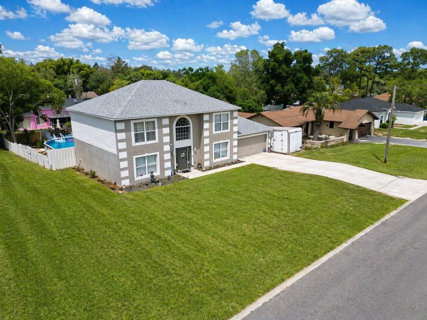 LOCATION o SPACE o FREEDOM -- NO HOA, NO CDD, LOW TAXES! This is - Beach Home for sale in Spring Hill, Florida on Beachhouse.com