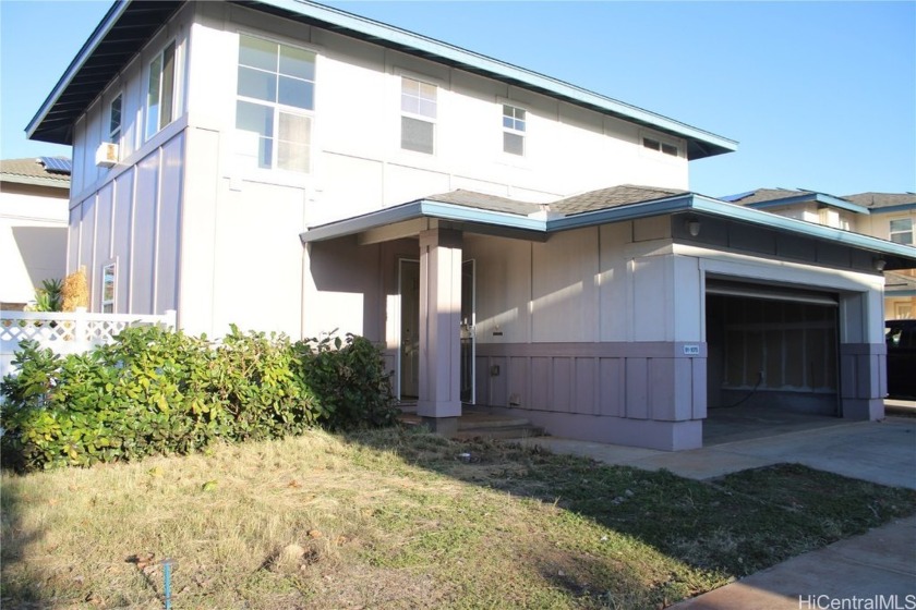 Charming three-bedroom, two and a half bath single-family home - Beach Home for sale in Kapolei, Hawaii on Beachhouse.com