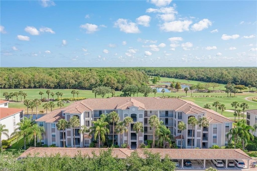 Stunning 2-Bedroom Condo in Heritage Bay Golf & Country Club - Beach Condo for sale in Naples, Florida on Beachhouse.com