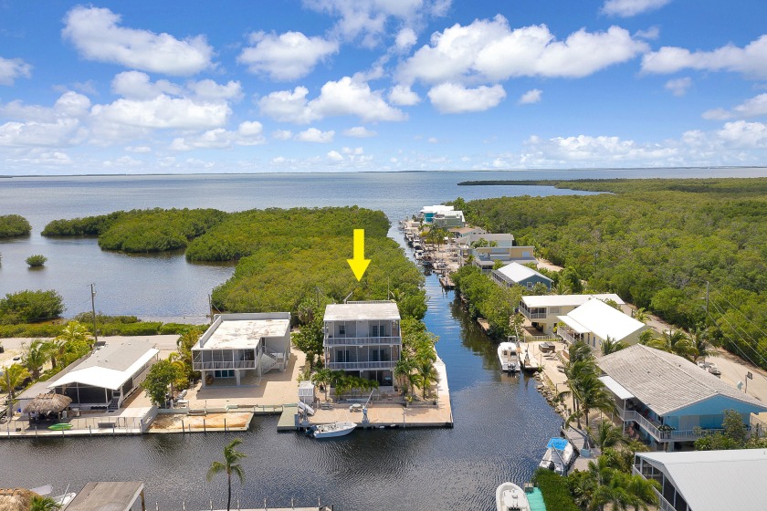A Canal Front True Keys Oasis! A custom-built fortress tucked - Beach Home for sale in Key Largo, Florida on Beachhouse.com