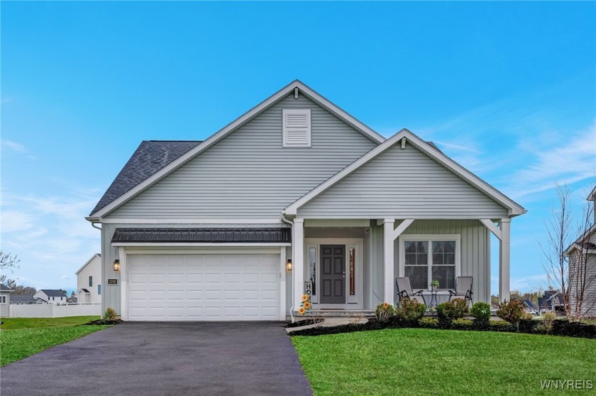 This 2 year old Forbes Capretto built home offers all of the - Beach Home for sale in Hamburg, New York on Beachhouse.com