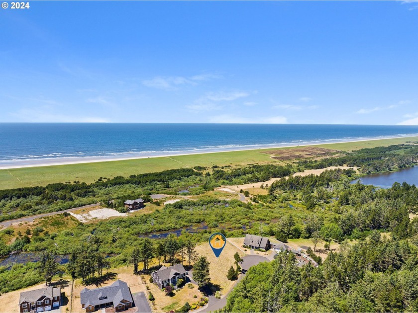 Welcome to your dream homesite! Nestled in the prestigious gated - Beach Lot for sale in Warrenton, Oregon on Beachhouse.com