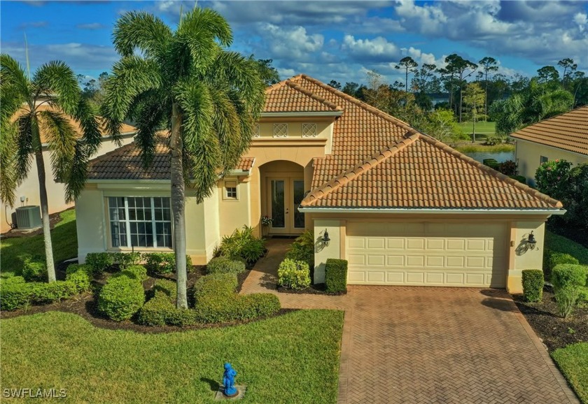 EXCELLENT VALUE FOR THIS 3BR+DEN CAYMAN MODEL WITH POOL & - Beach Home for sale in Fort Myers, Florida on Beachhouse.com