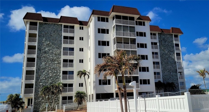 As you walk into this beautifully appointed condo, you will see - Beach Condo for sale in Fort Myers Beach, Florida on Beachhouse.com