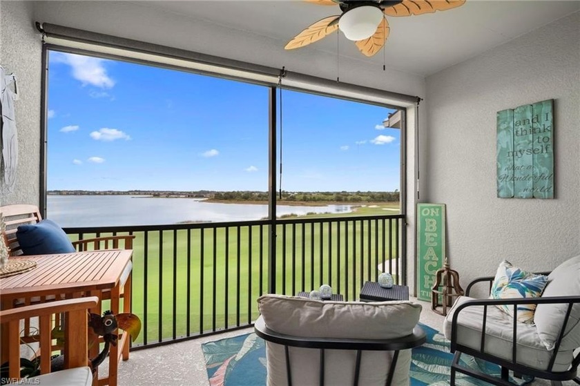 Enhanced by a transferable golf membership, this top-floor condo - Beach Condo for sale in Punta Gorda, Florida on Beachhouse.com