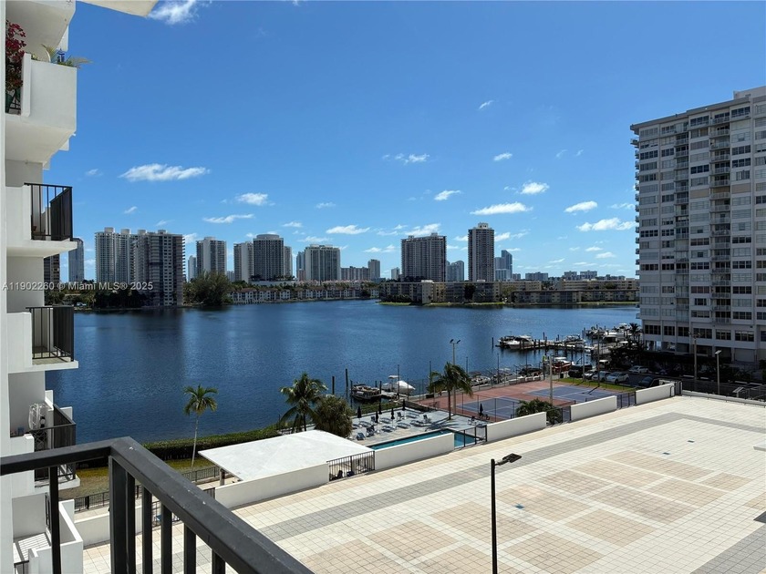 Stunning lake and ocean views from this spacious 2-bed, 2-bath - Beach Condo for sale in Aventura, Florida on Beachhouse.com