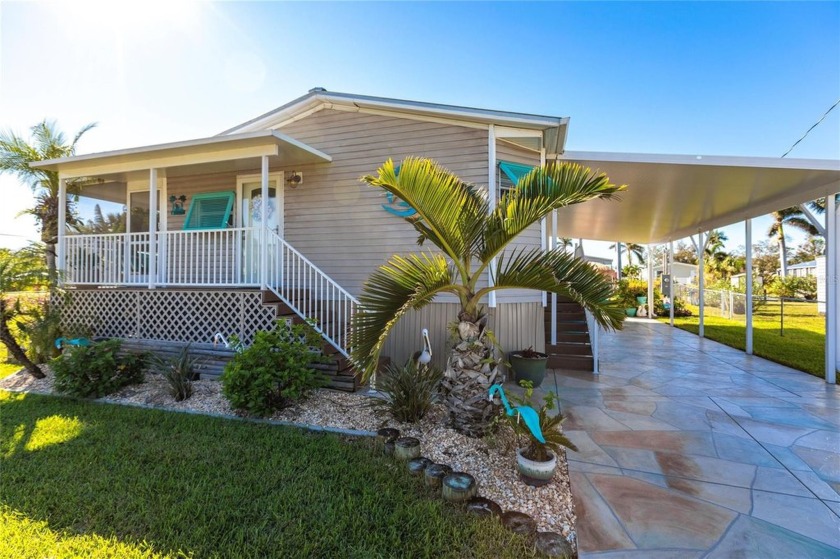 This waterfront, 2 bedroom, 2 bath home is located in Charlotte - Beach Home for sale in Punta Gorda, Florida on Beachhouse.com