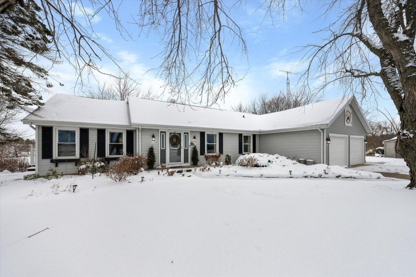 Stunning property  located on Carsten's Lake with 164 feet of - Beach Home for sale in Manitowoc, Wisconsin on Beachhouse.com