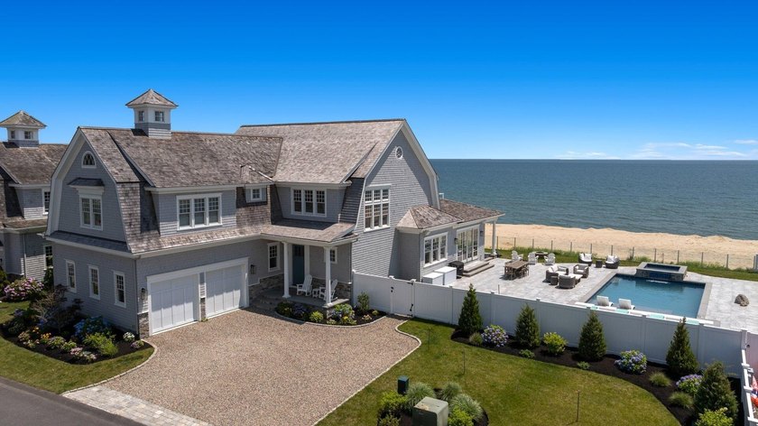 This exquisite custom-built home in the coveted New Seabury - Beach Home for sale in Mashpee, Massachusetts on Beachhouse.com